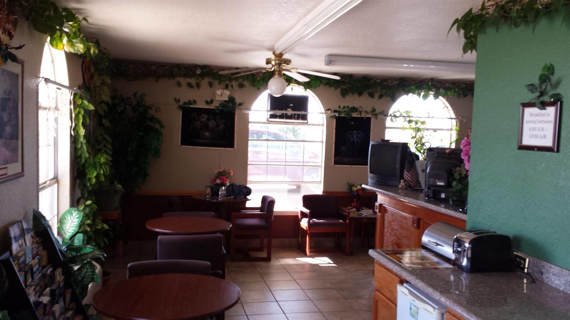 Green Country Inn Henryetta Εξωτερικό φωτογραφία